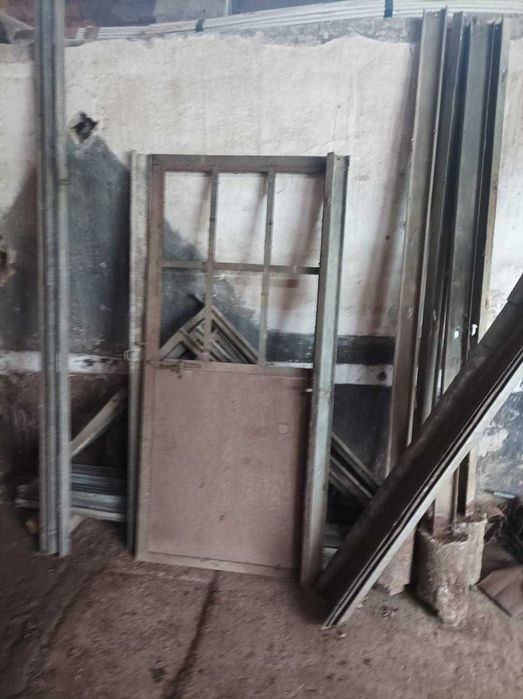 Sera din profil T galvanizat, 7x3.5 m, sticla inclusa