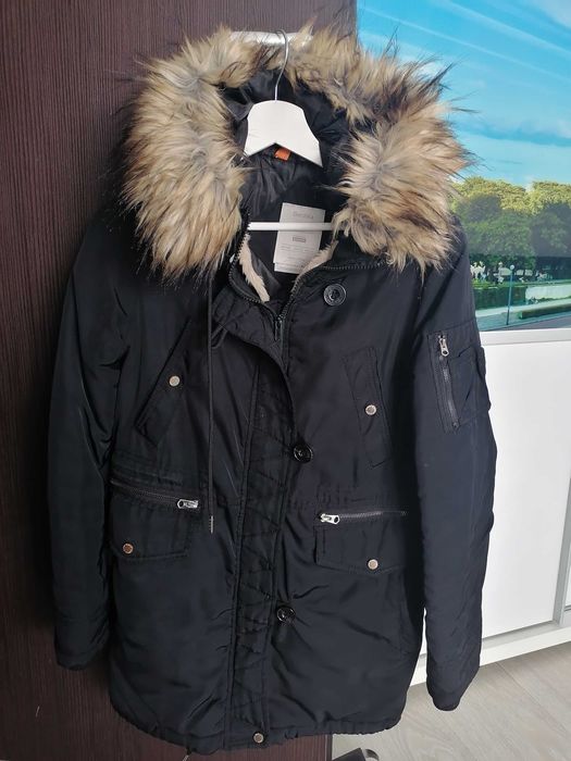 Geaca groasa Bershka XS cu glugă