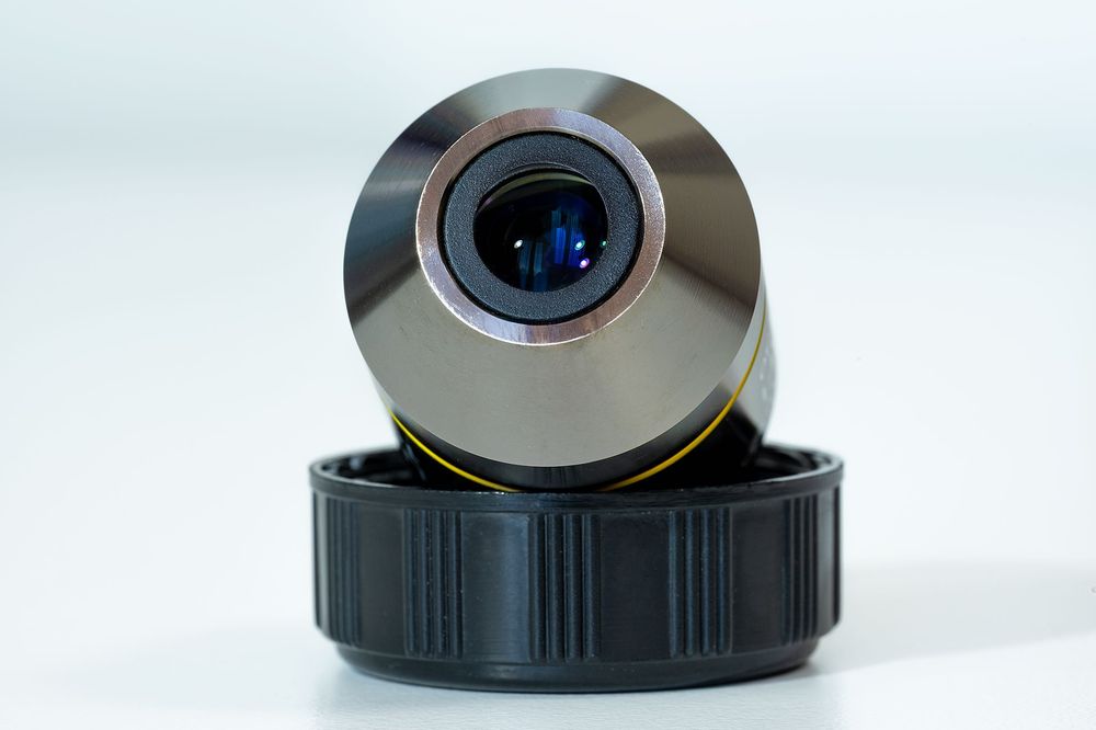 Obiectiv microscop Olympus UPlanFL 10x/0.30