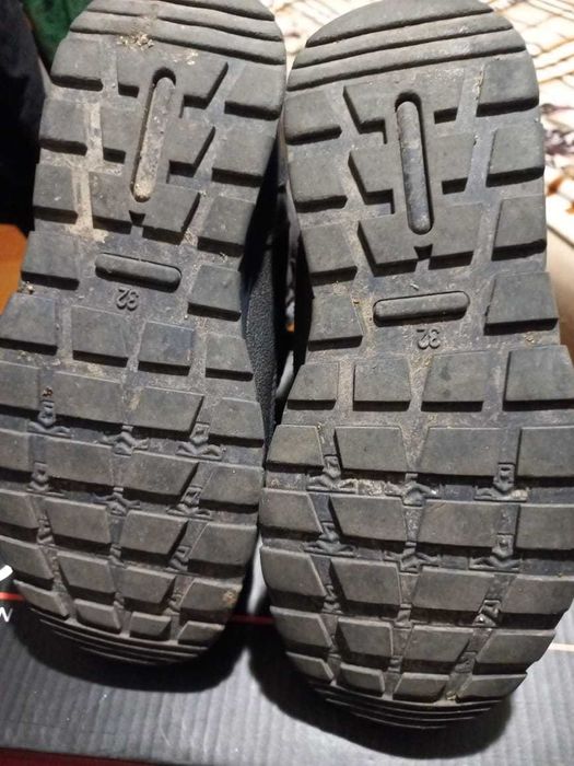 Ботинки для девочки Futurino 32 р-р