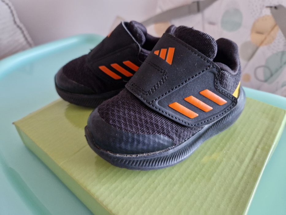 Детски маратонки Adidas Runfalcon 3