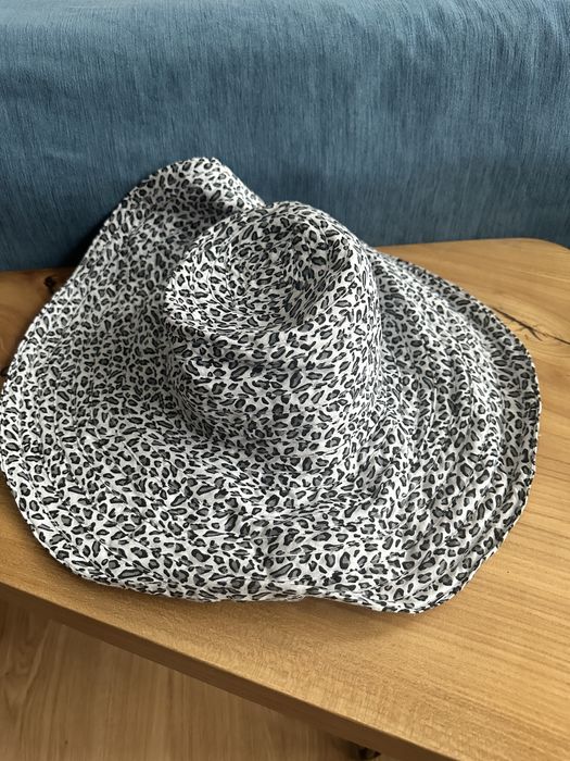 Шляпа летняя