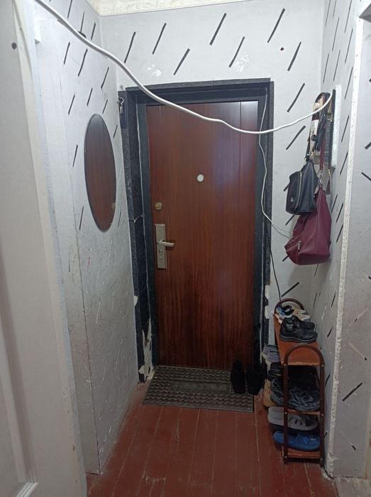 Oq tepada 1 xonali kvartira sotiladi