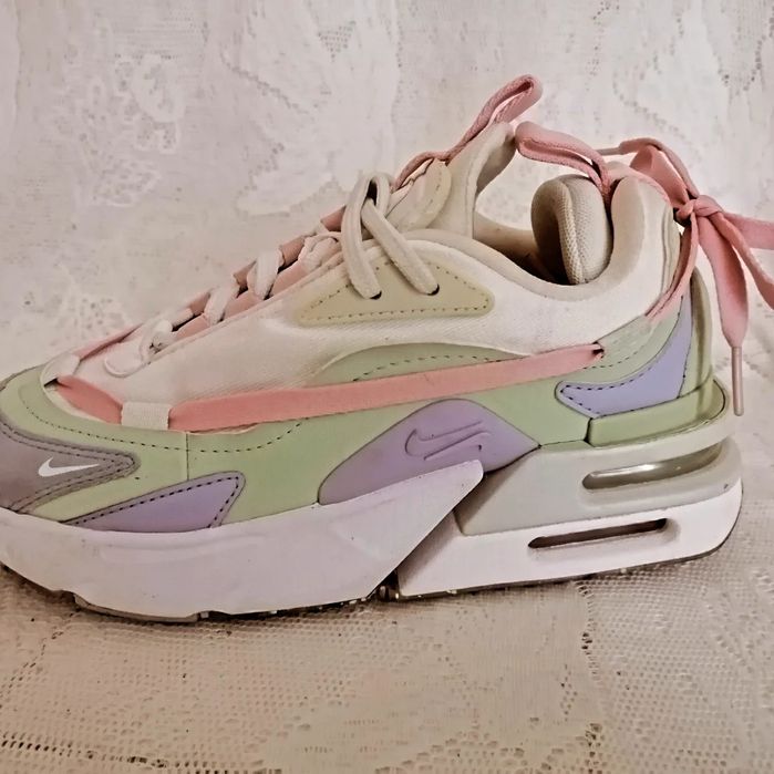 Дамски маратонки