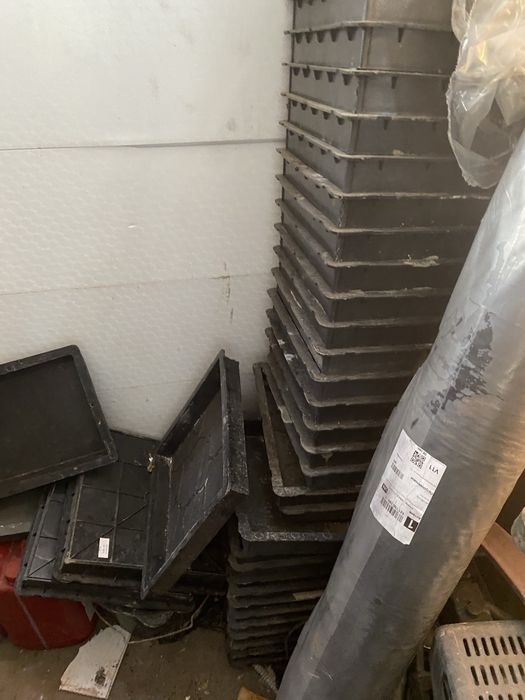 Продам вибростол и формы для брусчатки