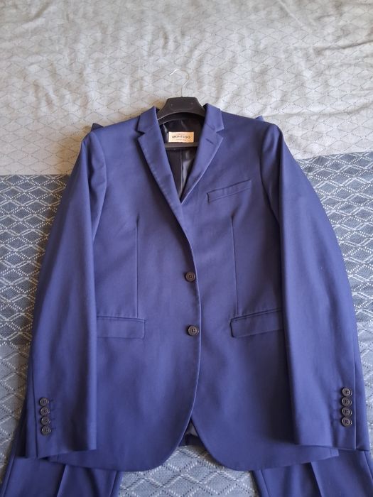 Мъжки костюм Montego