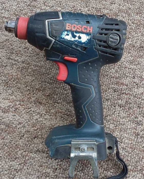 Pistol impact Bosch GDX 18 V-LI Professional posibil defect