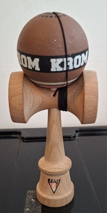 KROM STROGO Neapolitan