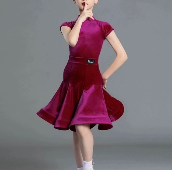 Платье для бальных танцев