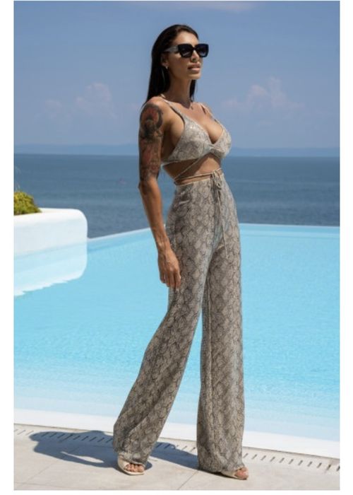 Pantaloni bej cu paiete strălucitoare, model cu pantaloni largi