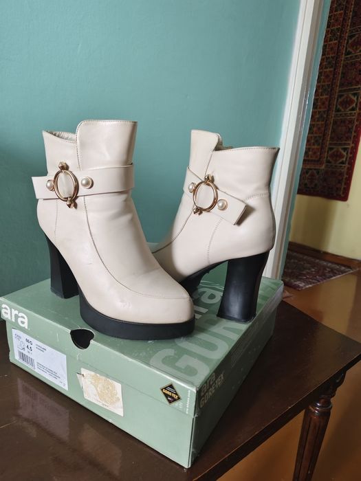 Обувь женская полусапожки