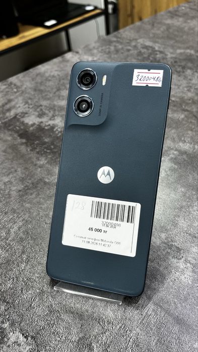 Motorola телефон.
