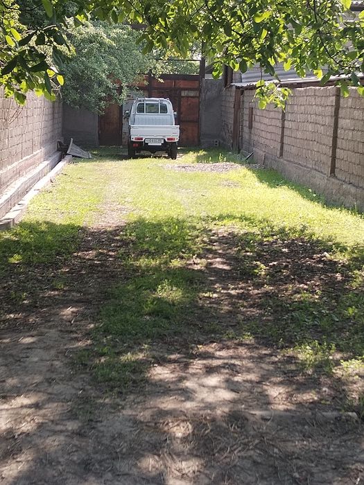 Продаётся участок в Ангрене 60соток