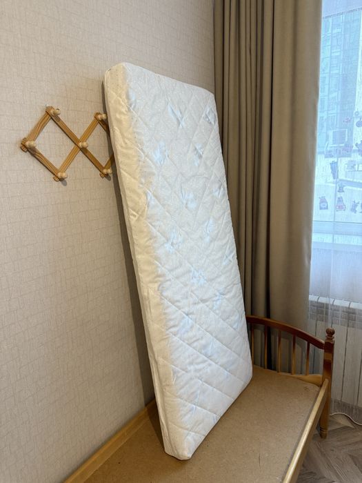 Продам кровать + матрас