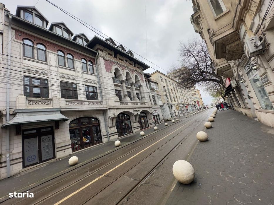 Spatiu parter, sursa apa in el, 13mp, centru, Cuza Voda