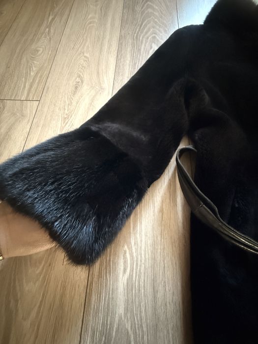 Шуба женская, очень стильная