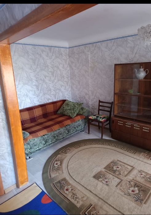 Сдам 2-комн кв на длительный срок!