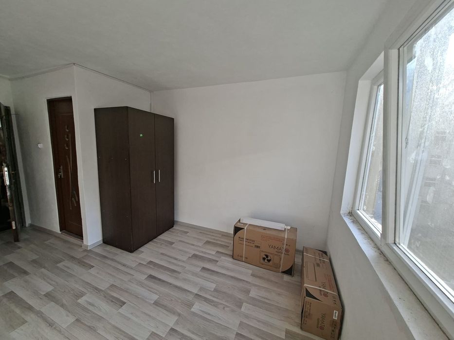 Vând garsoniera Orșova