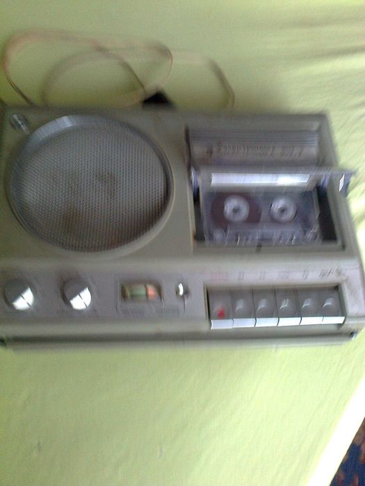Продам радиоприемники  времен СССР