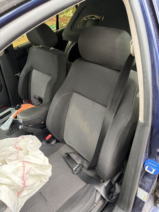 VW Golf 4 1.6 16V на части