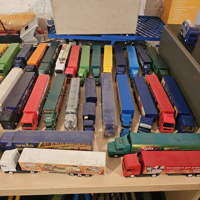 Machete tir / camion  1:87