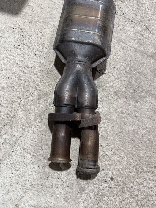 Катализатор от 2.0 на BMW e34