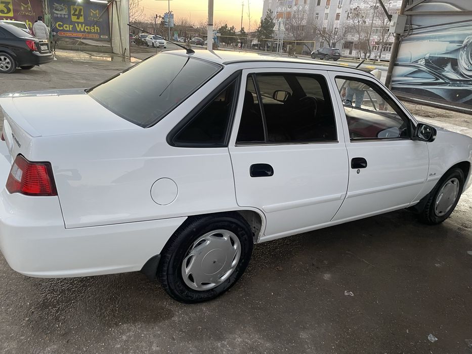 Neksiya 2 1.6 yaxshi xolatda