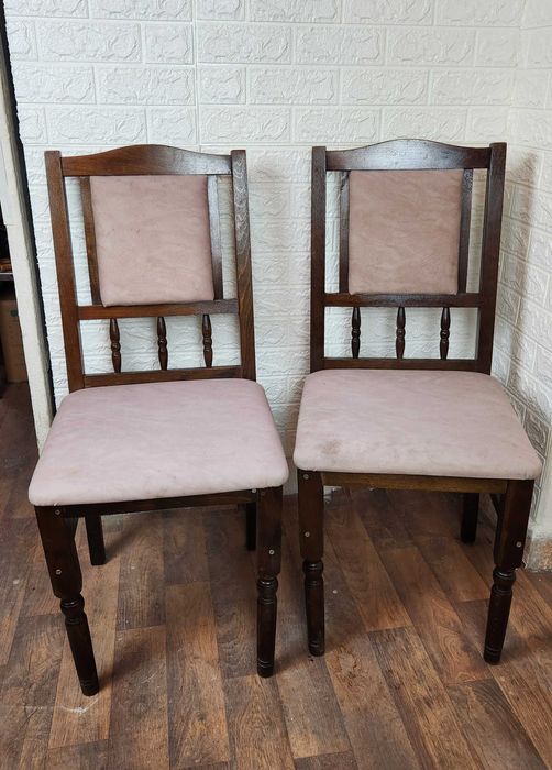 Дървени трапезни столове