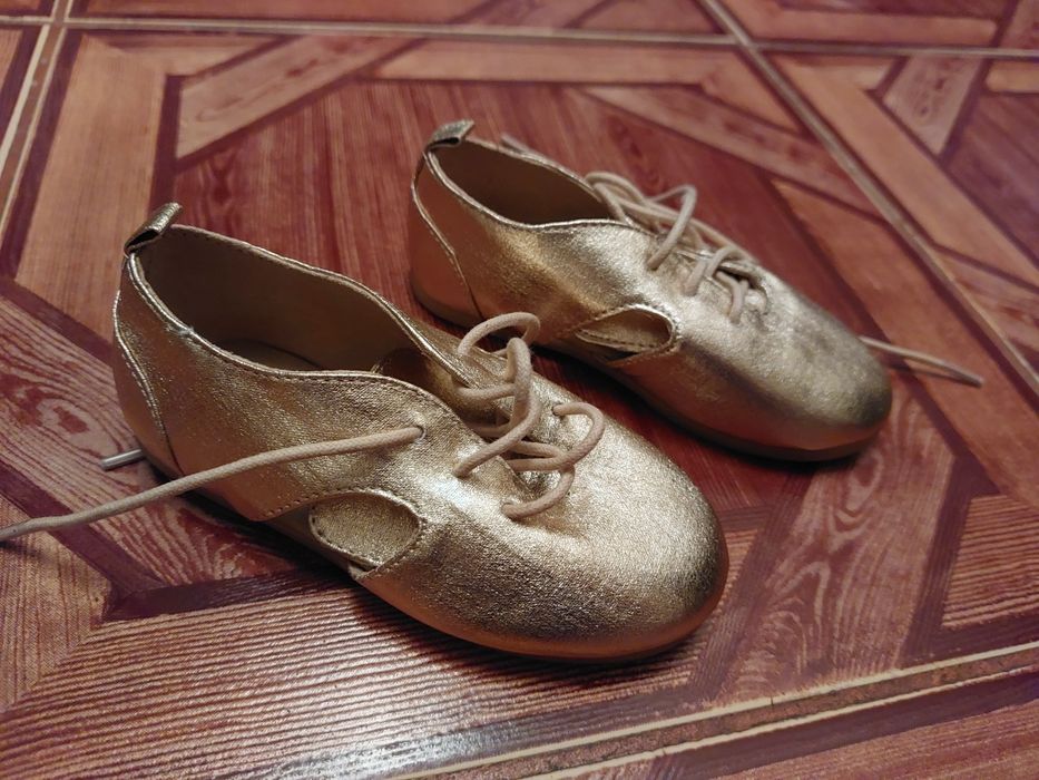 Pantofi zara marimea 22 noi