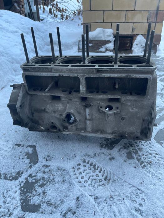 Блок двигателя УАЗ