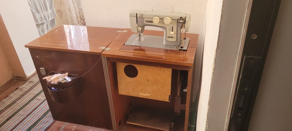 Швейная машинка чайка
