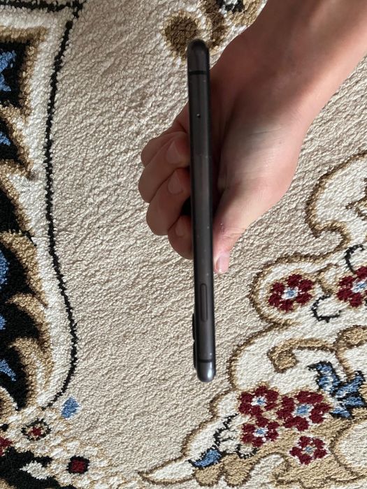 Айфон 11 сатылады