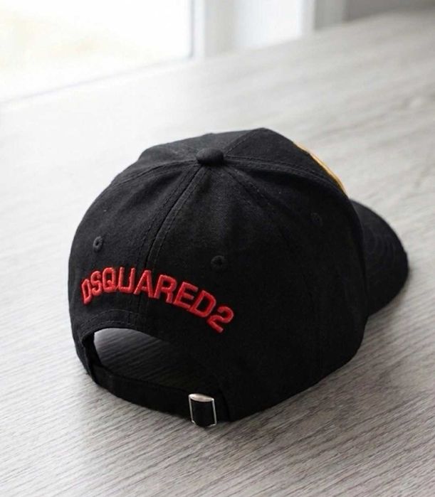 Șapca dsquared2 nouă, cu etichetă. Poze