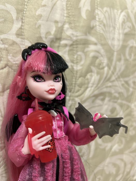 Дракулаура ОБМЕН монстр хай