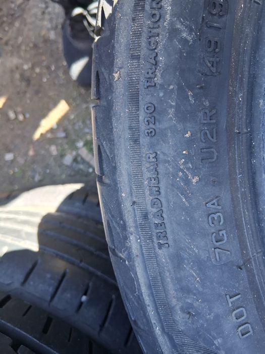 255 40 18 Bridgestone  2бр летни дот 2021г