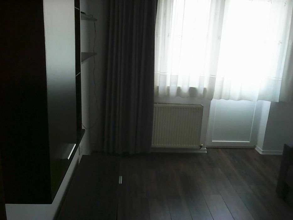 Vand apartament 3 camere in Medias etajul 1