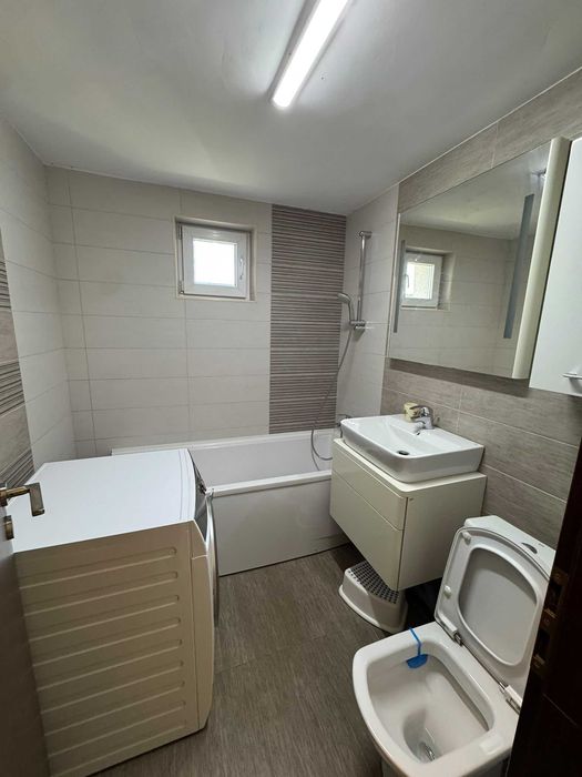 Închiriez apartament 4 camere – Crângași | 88 mp | Centrală proprie | 2 băi | Parcare | Metrou
