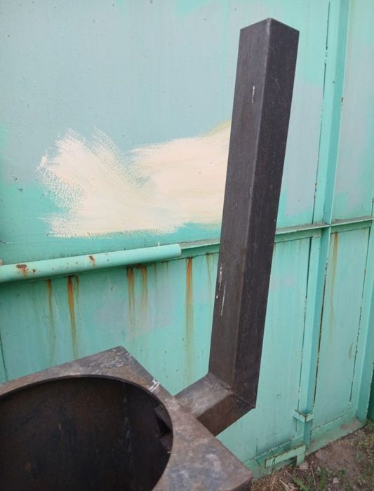 Продам мангал с под казаником