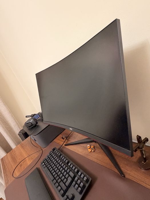 Vand monitor acer Curbat