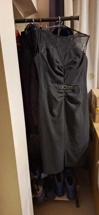rochie de seara noua neagra stofa voal   44-46 (M-L) pret 100lei