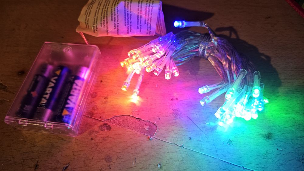 Instalatii de Craciun LED cu baterii