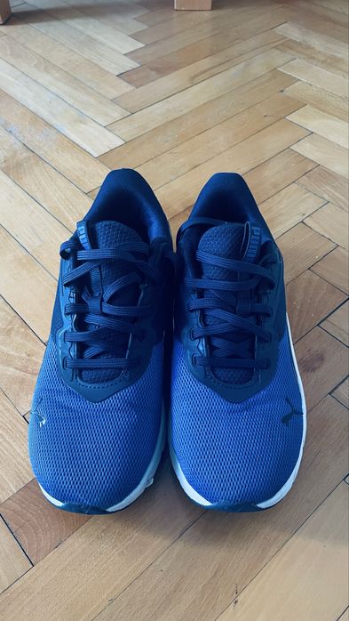 Маратонки 40 номер