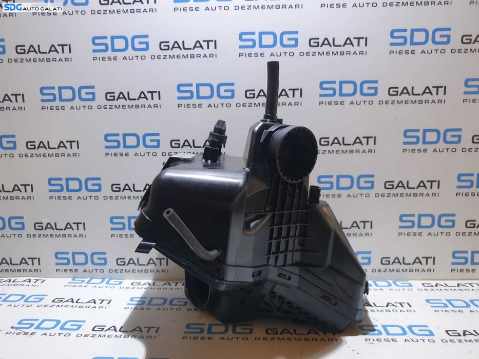 Corp Carcasa Filtru Aer Audi A5 1.8 TFSI CABD CDHB 2008 - 2017 Cod 8R0133843C 8K0133837D [AV1694]