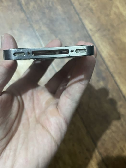 продам айфон 4s корпус