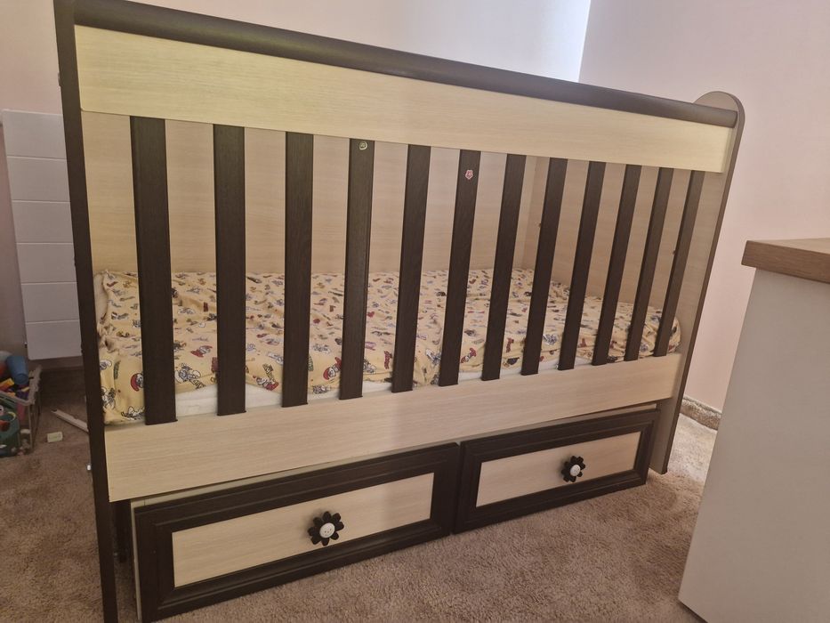 Бебешка кошара за сън