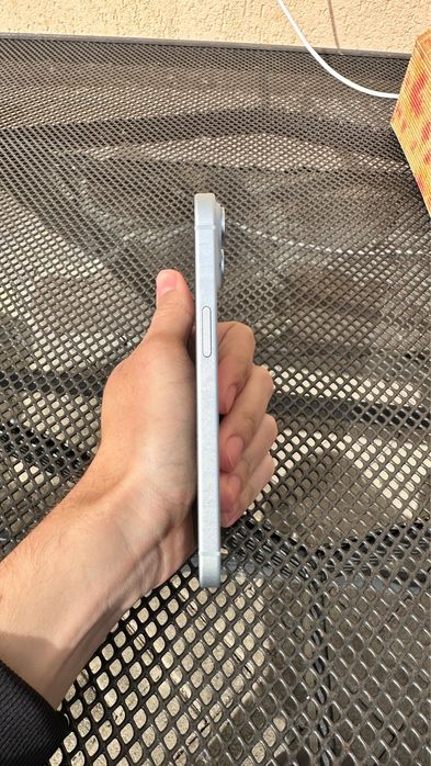 Vand/Schimb Iphone 15