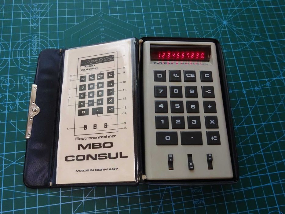 Calculator de birou vintage MBO CONSUL /afisaj led