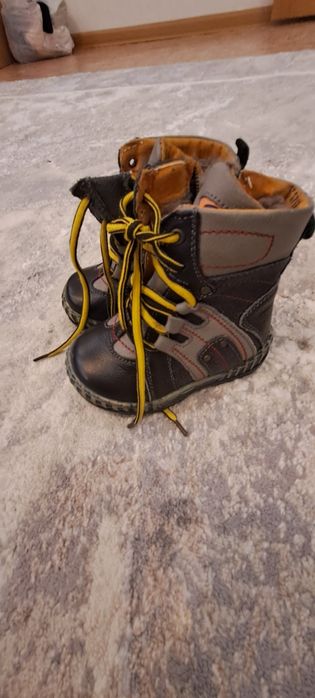 Зимние сапожки размер 20