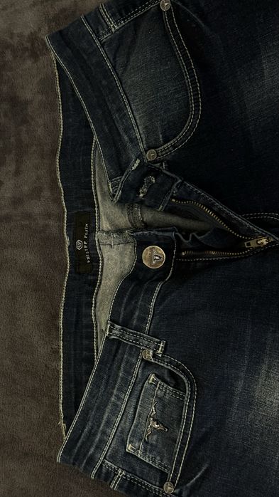 Blugi Slim Fit cu detalii metalice Cow Skull ( marimea 38/40 )