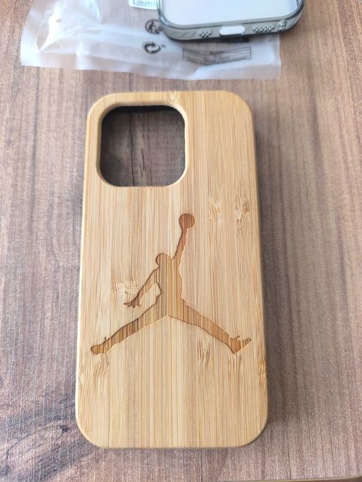 2 броя кейс за Iphone 14 pro